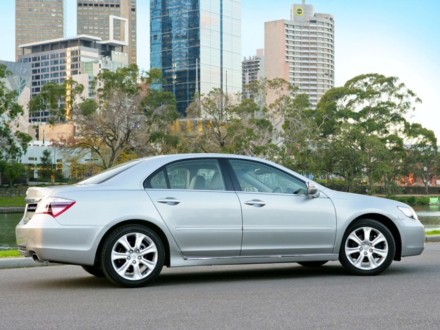 Honda Legend Sedan foto 19