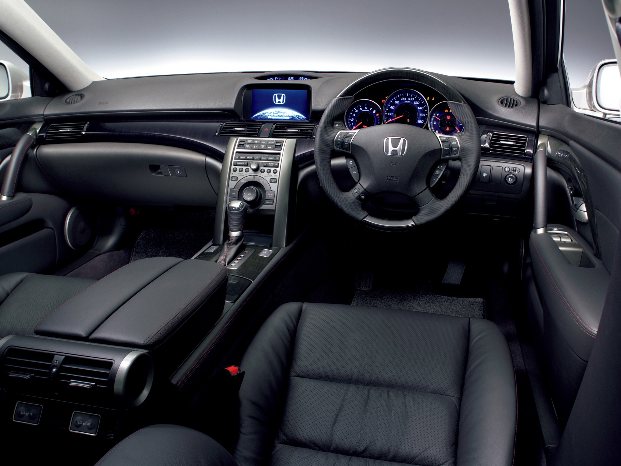 Honda Legend Sedan photo 27