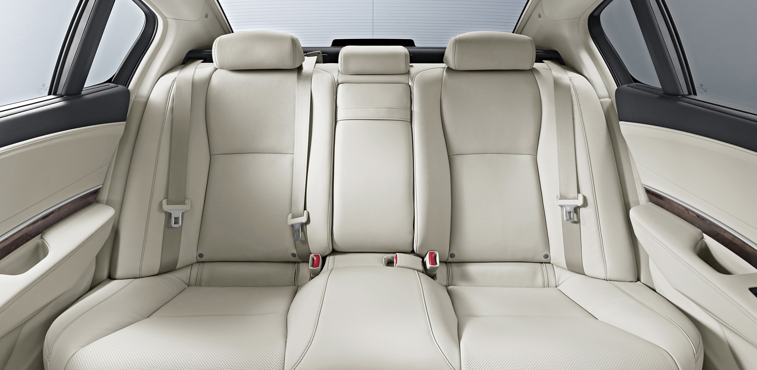 Honda Legend Sedan photo 11