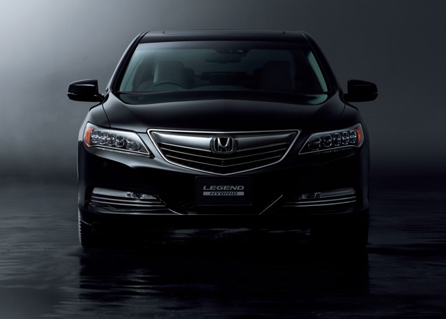 Honda Legend Sedan Foto 2
