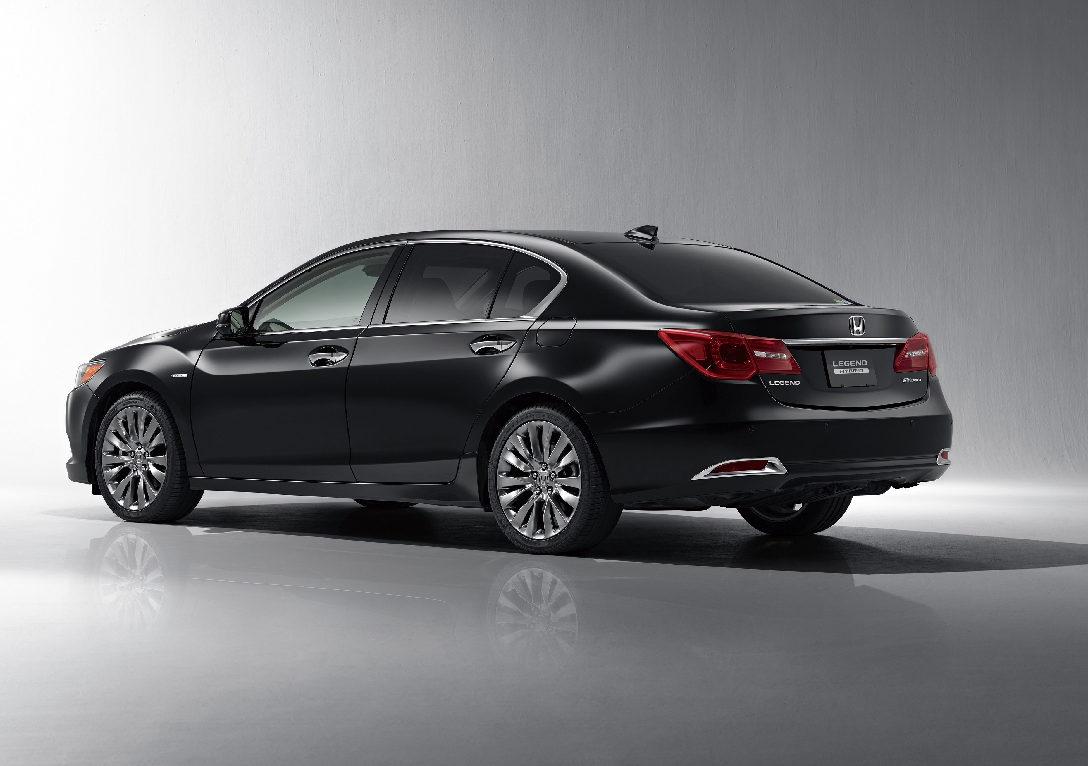 Honda Legend Sedan photo 5
