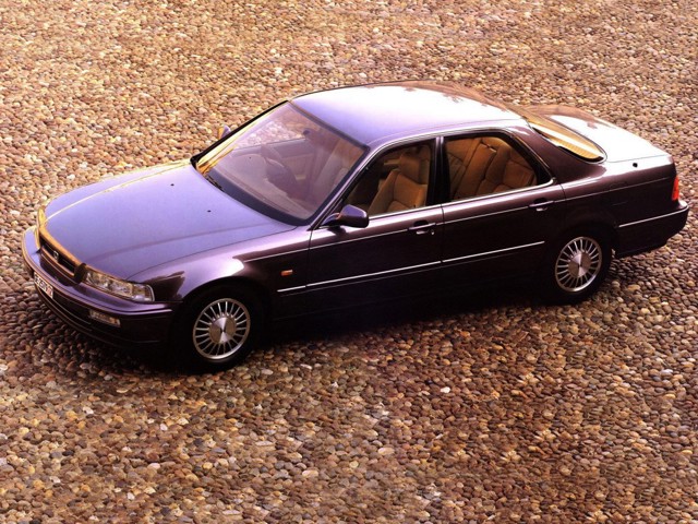 Honda Legend Sedan foto 4