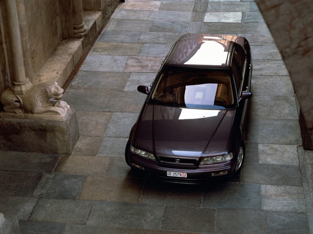 Honda Legend Sedan foto 5