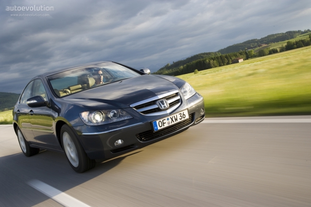 Honda Legend Sedan foto 2