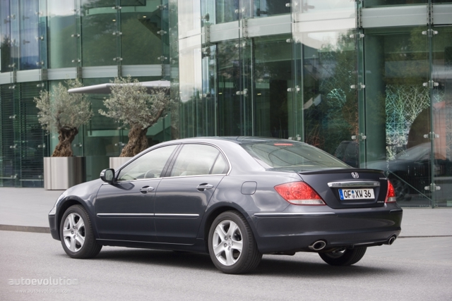 Honda Legend Sedan foto 6