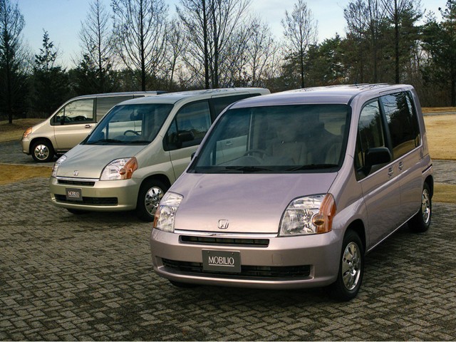 Honda Mobilio photo 3