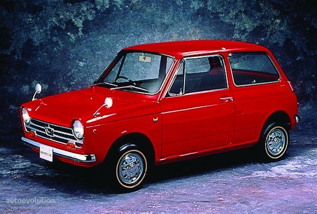 Honda N360 photo 2