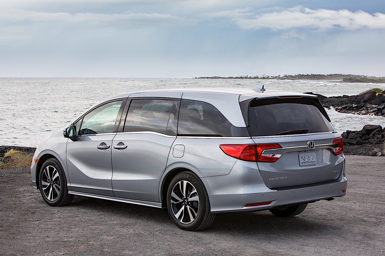 Honda Odyssey photo 4