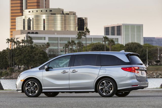 Honda Odyssey photo 5