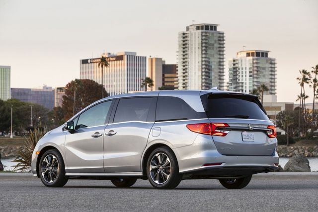 Honda Odyssey photo 8