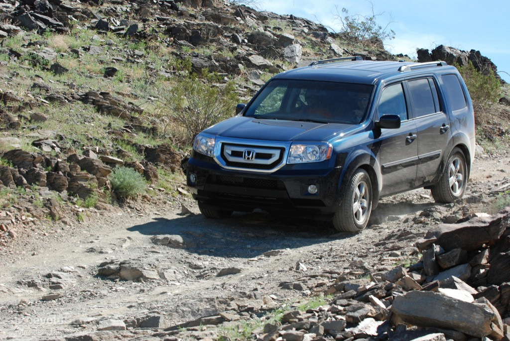 Honda Pilot photo 2