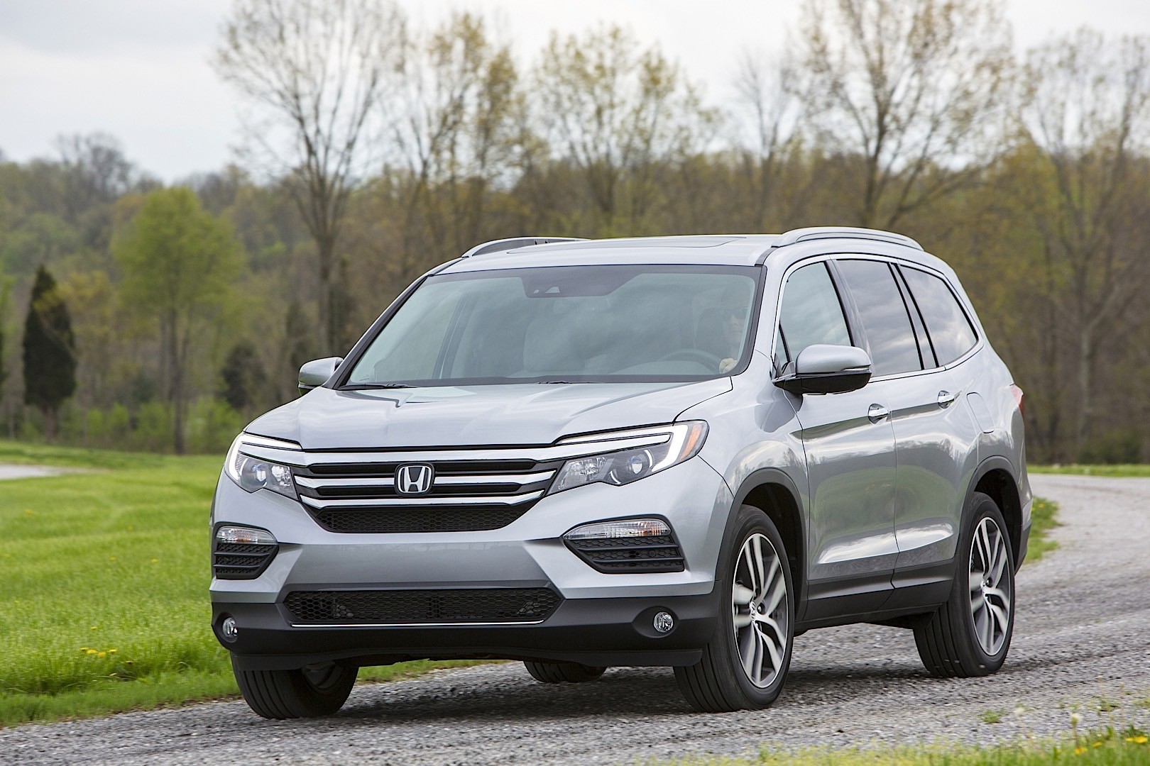 Honda Pilot photo 16