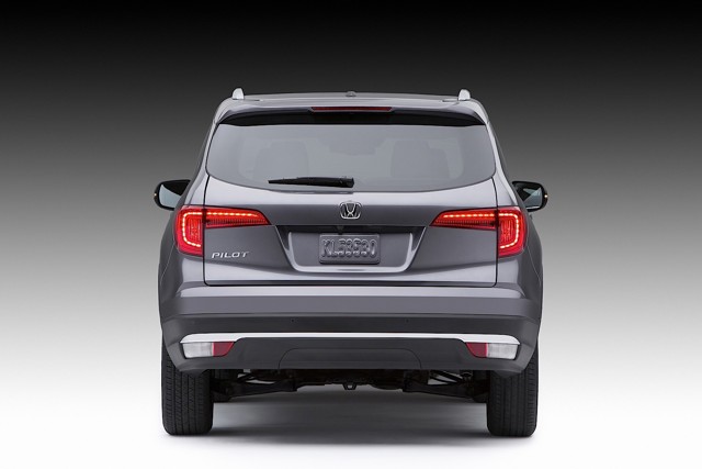 Honda Pilot photo 18