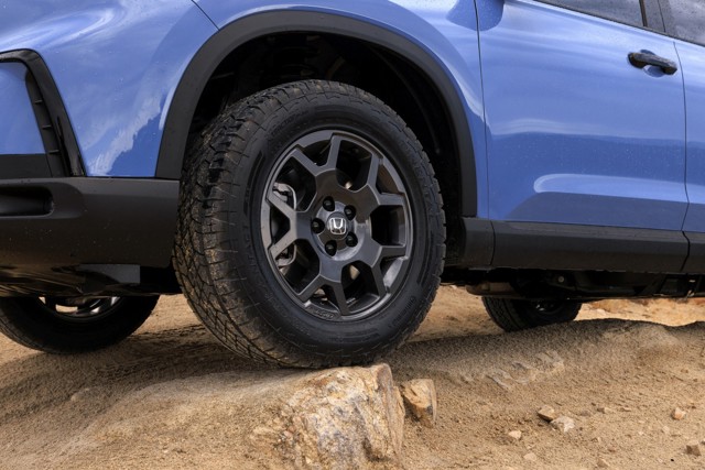 Honda Pilot photo 7