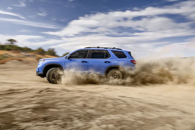 Honda Pilot photo 3