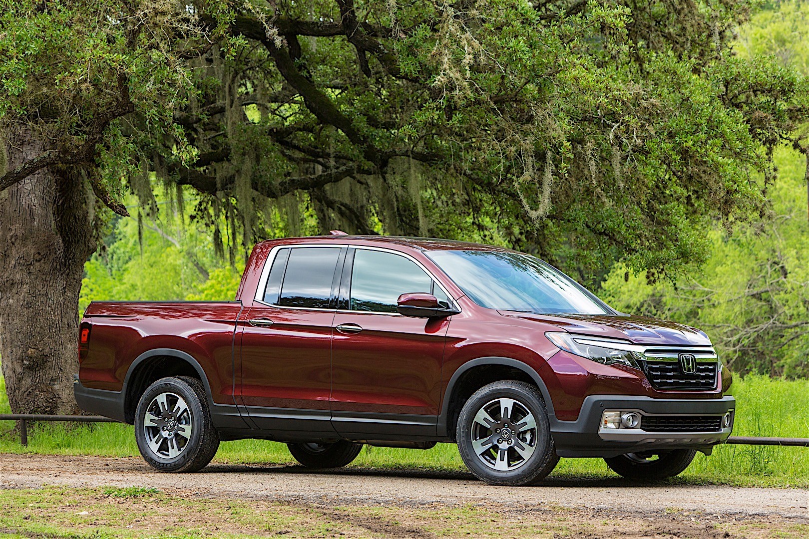 Honda Ridgeline photo 4
