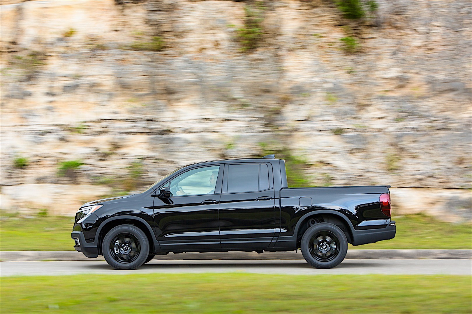 Honda Ridgeline photo 13