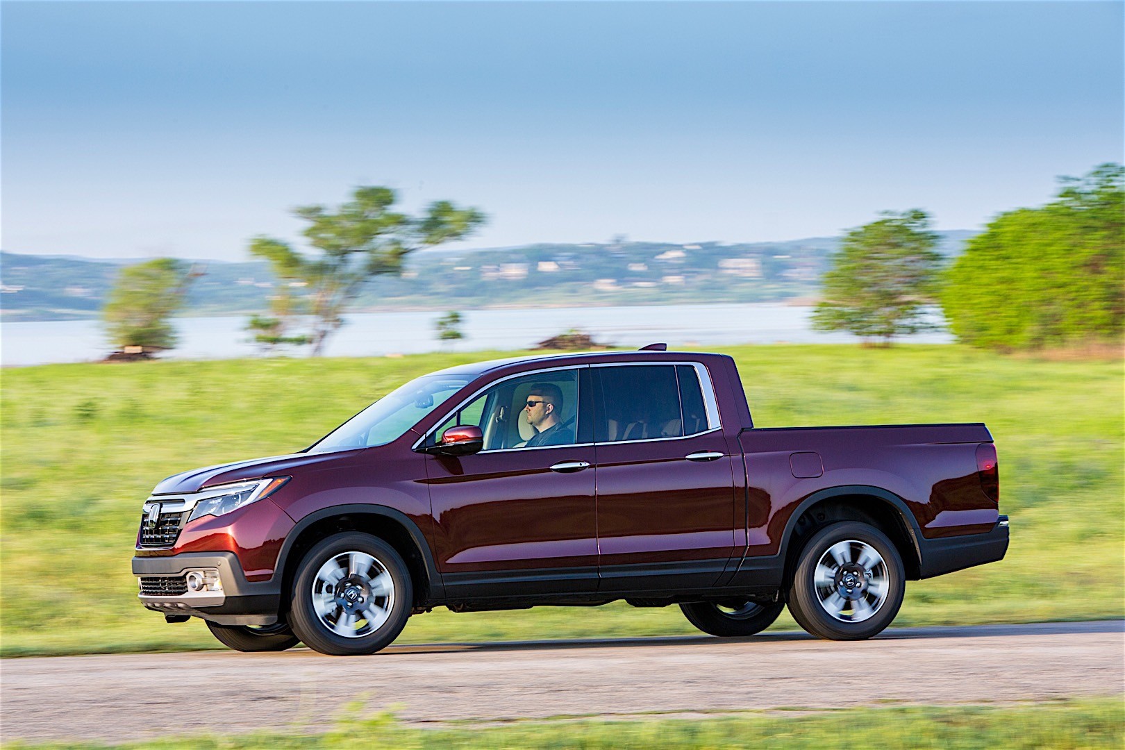Honda Ridgeline photo 20