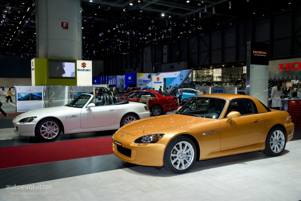 Honda S2000 photo 2