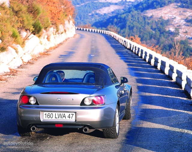 Honda S2000 photo 8