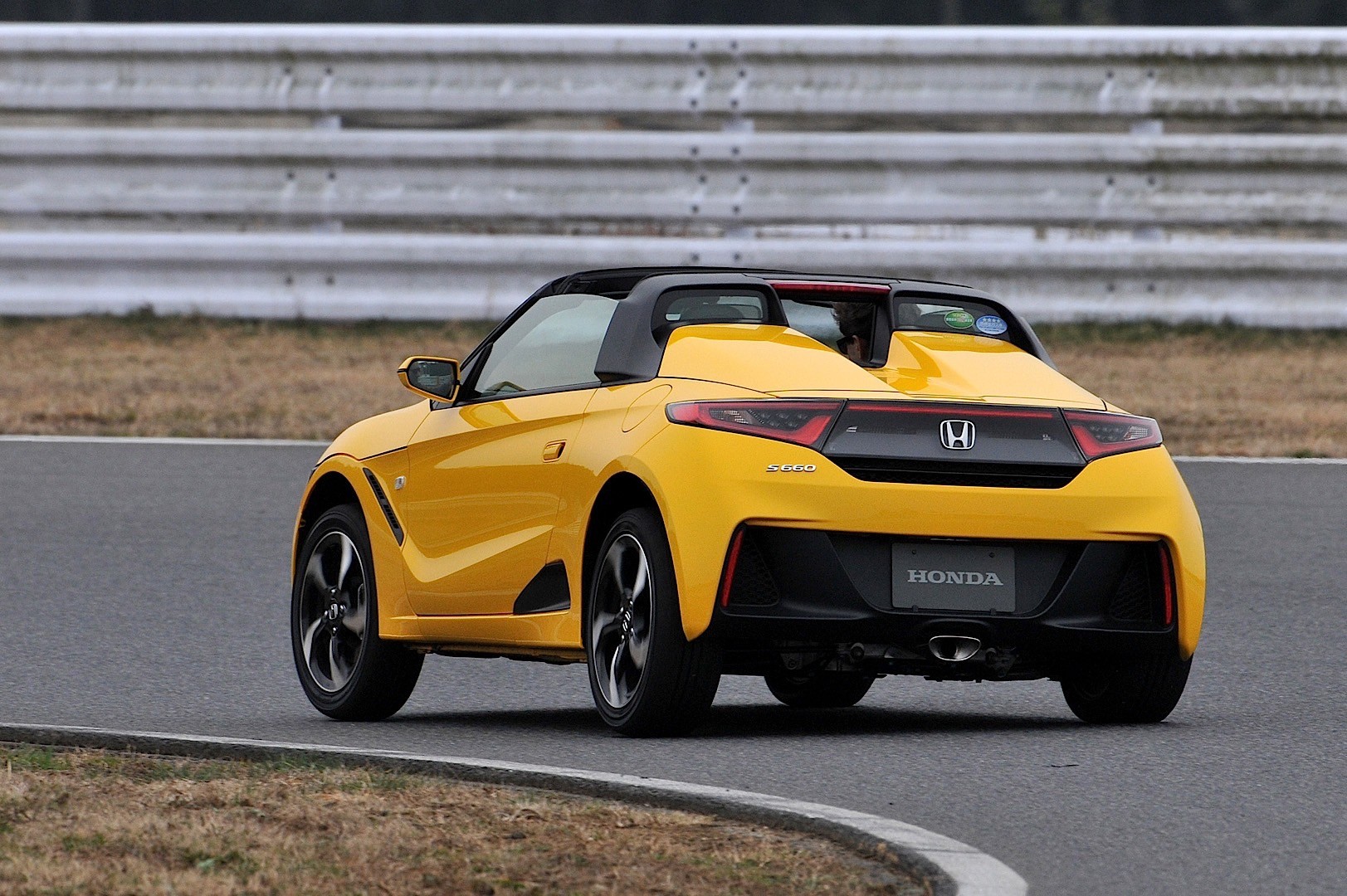 Honda S660 photo 6
