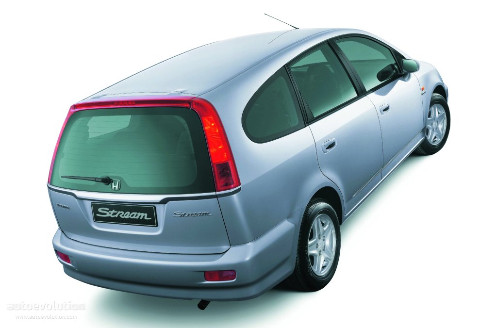 Honda Stream photo 4