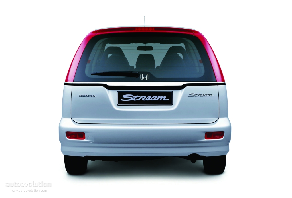 Honda Stream photo 6