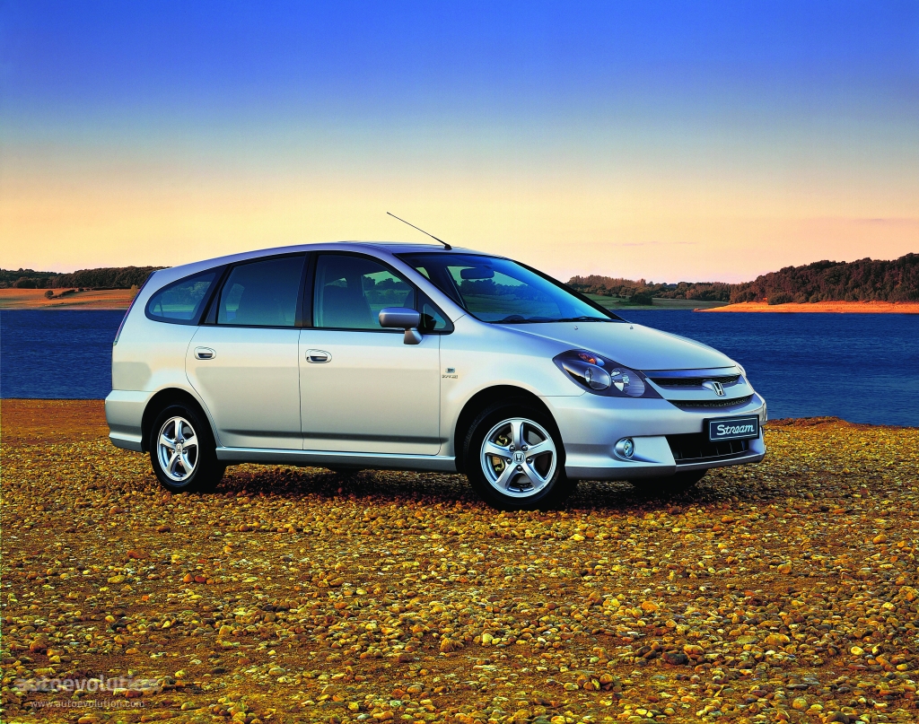 Honda Stream photo 4