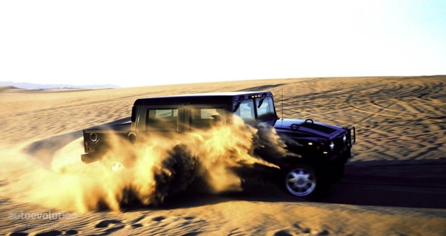 Hummer H1 4 Door Hardtop photo 2