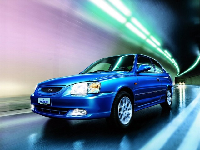 Hyundai Accent 3 Doors photo 6