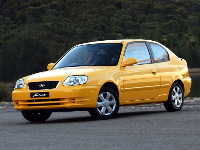 Hyundai Accent 3 Doors photo 19