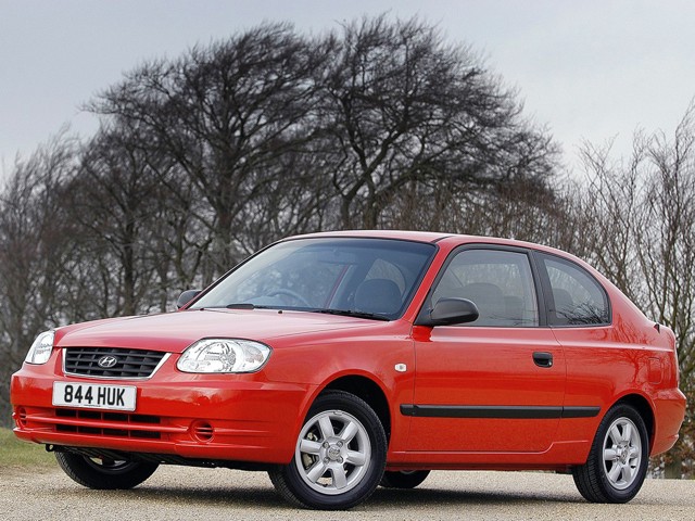 Hyundai Accent 3 Doors photo 21