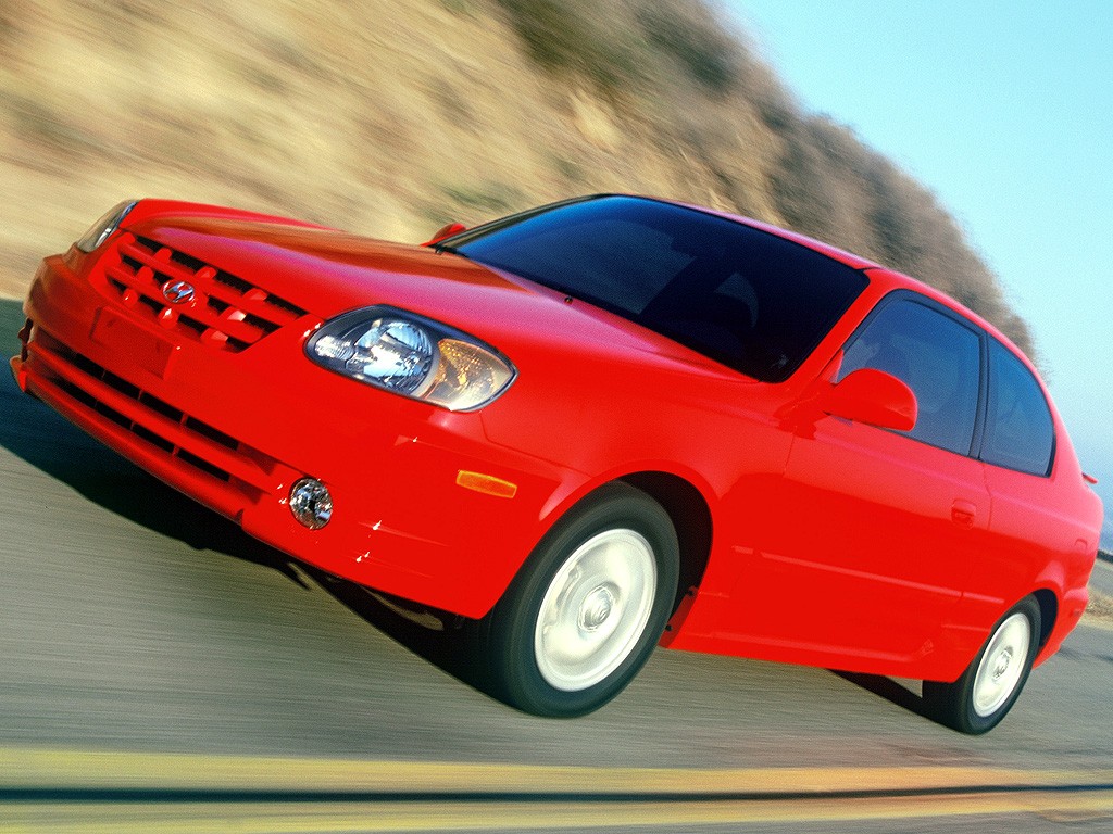 Hyundai Accent 3 Doors photo 24