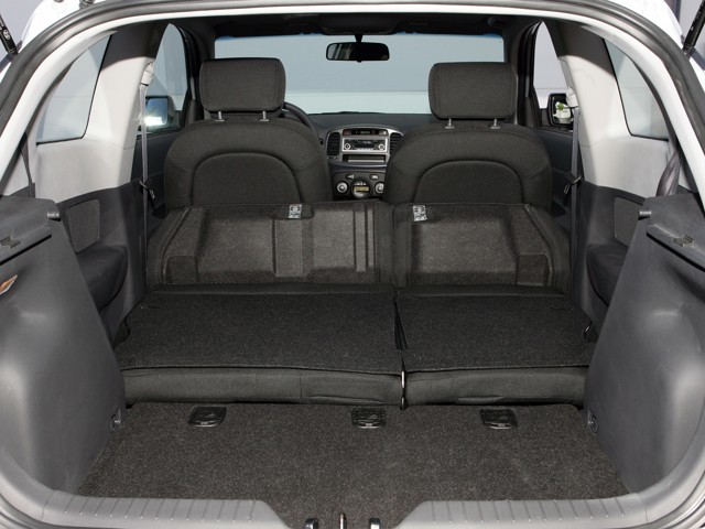 Hyundai Accent 3 Doors photo 56