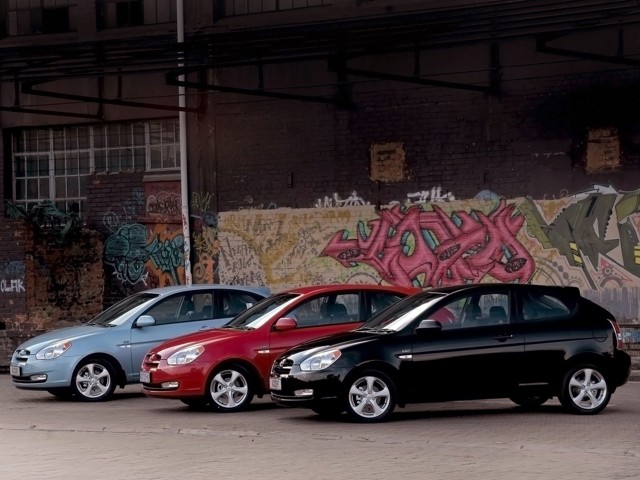 Hyundai Accent 3 Doors photo 17