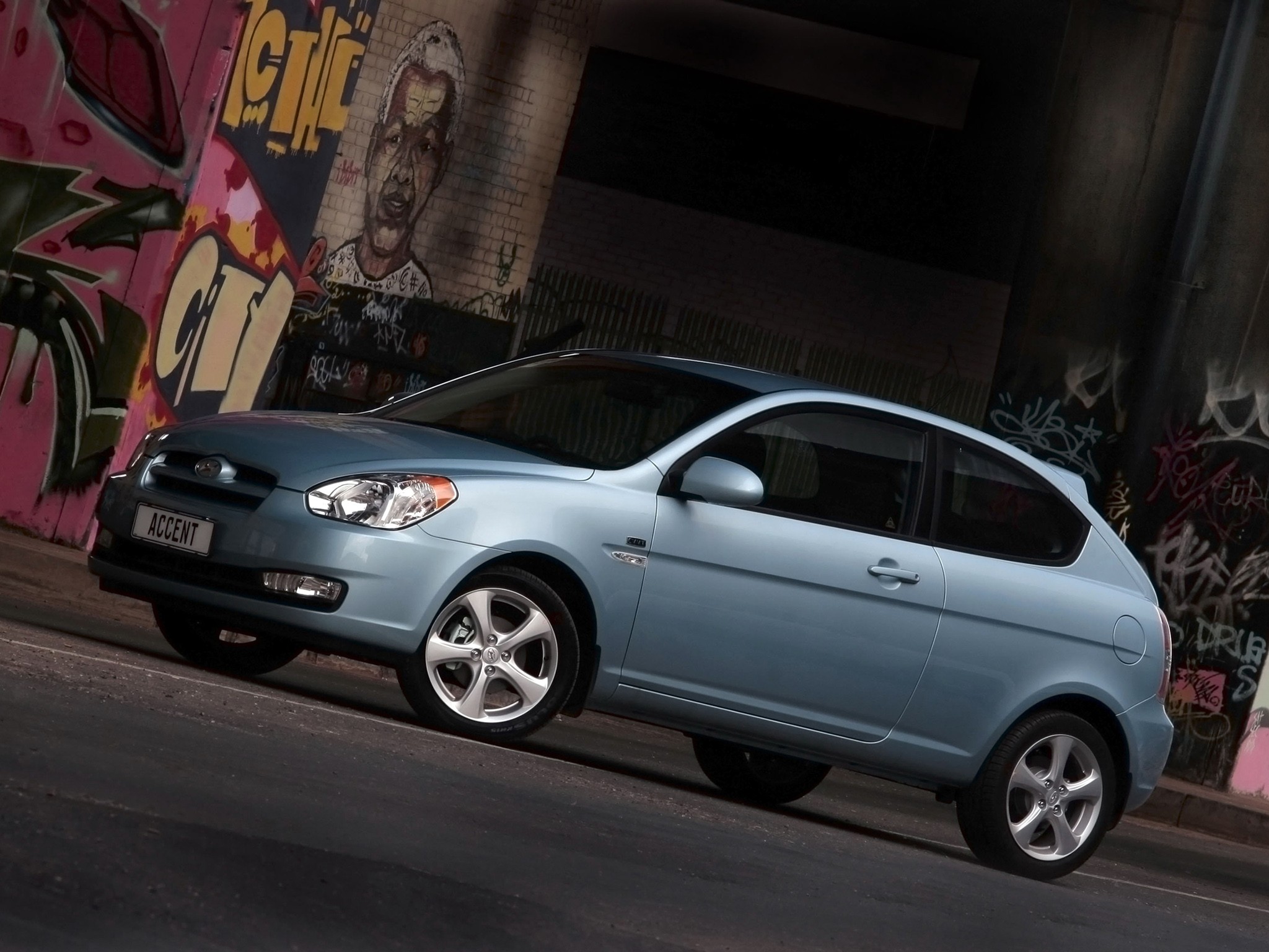 Hyundai Accent 3 Doors photo 19