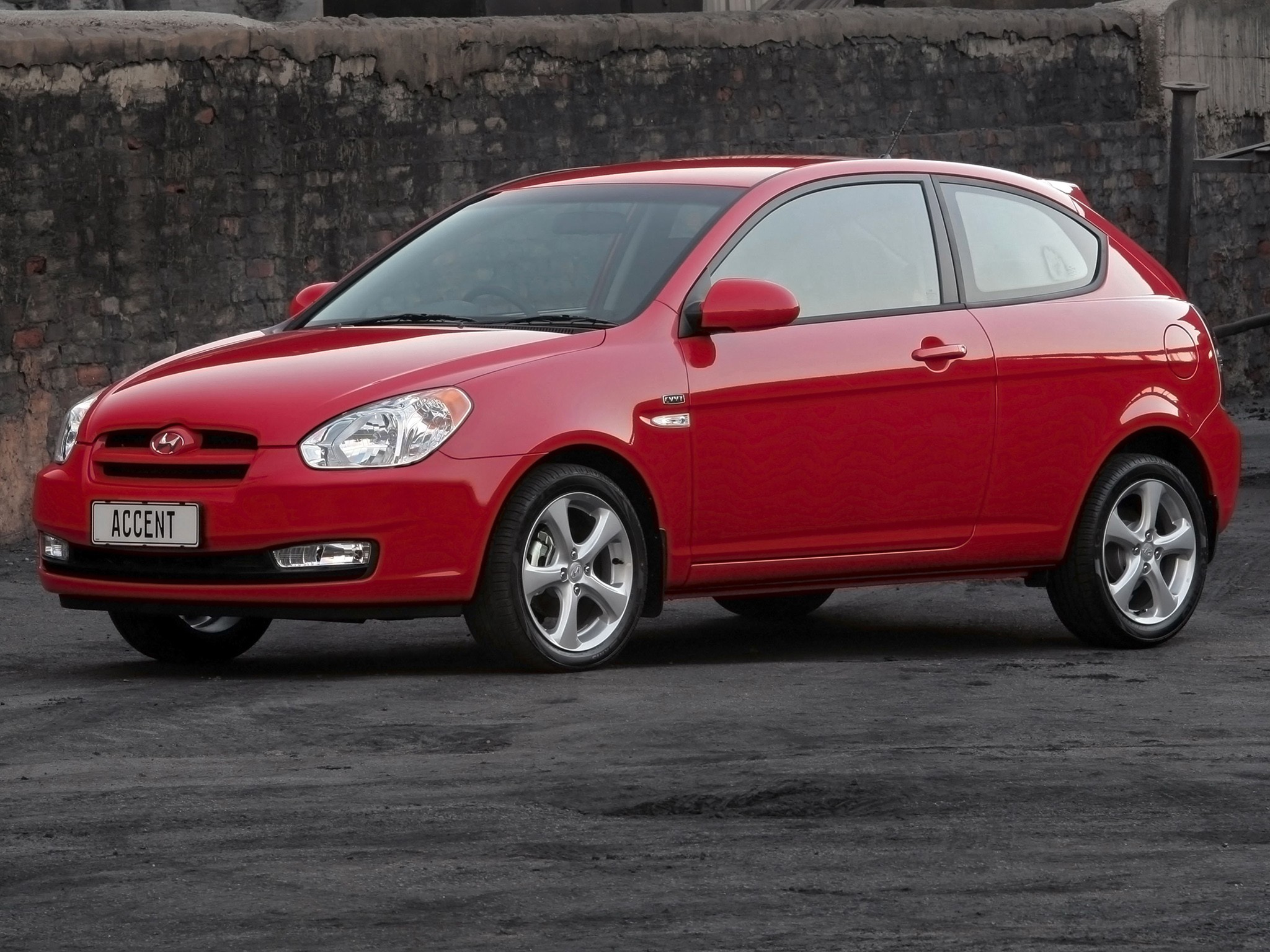 Hyundai Accent 3 Doors photo 22