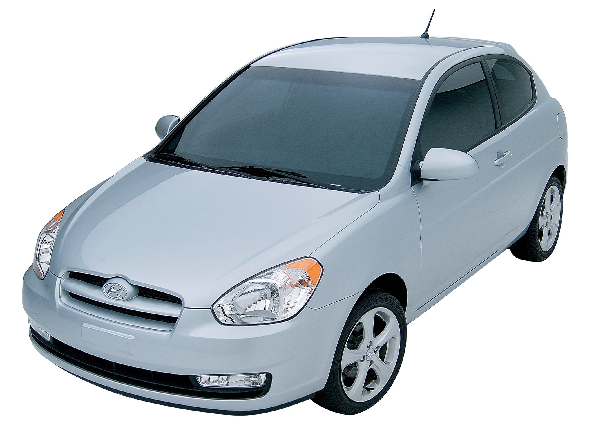 Hyundai Accent 3 Doors photo 26