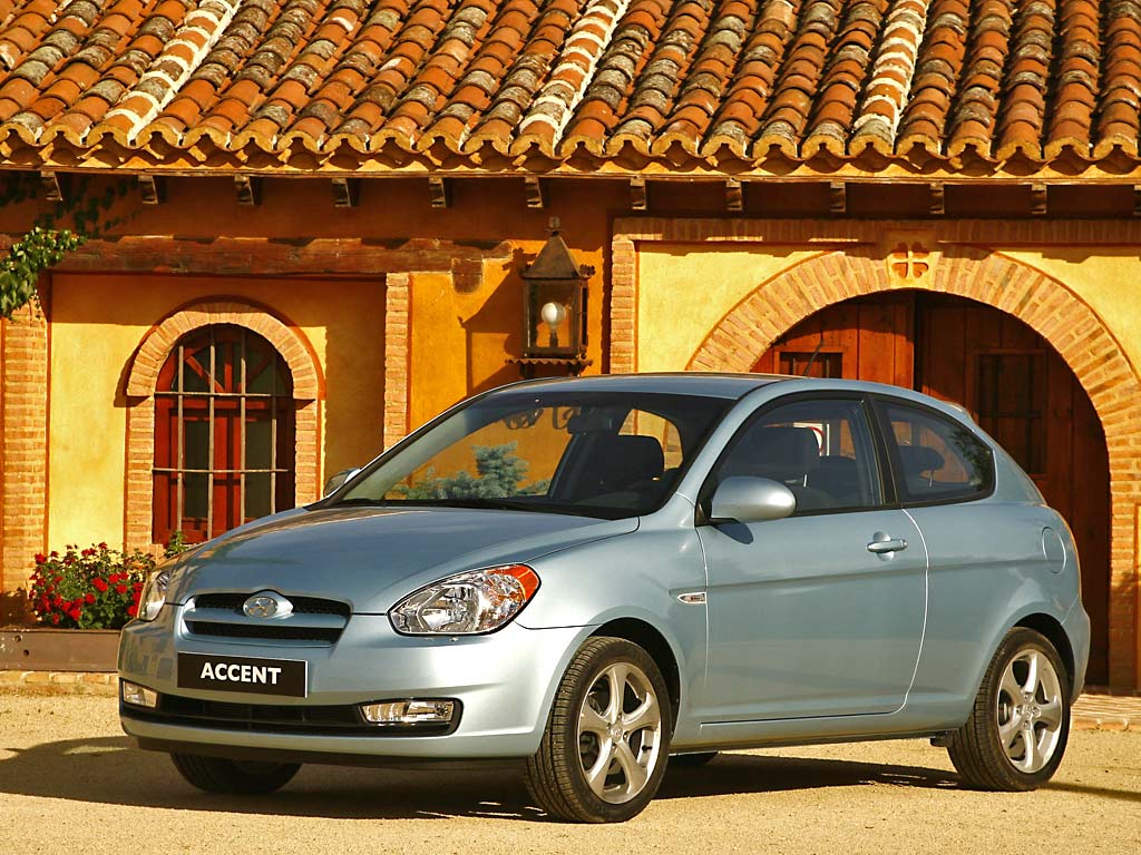 Hyundai Accent 3 Doors photo 36