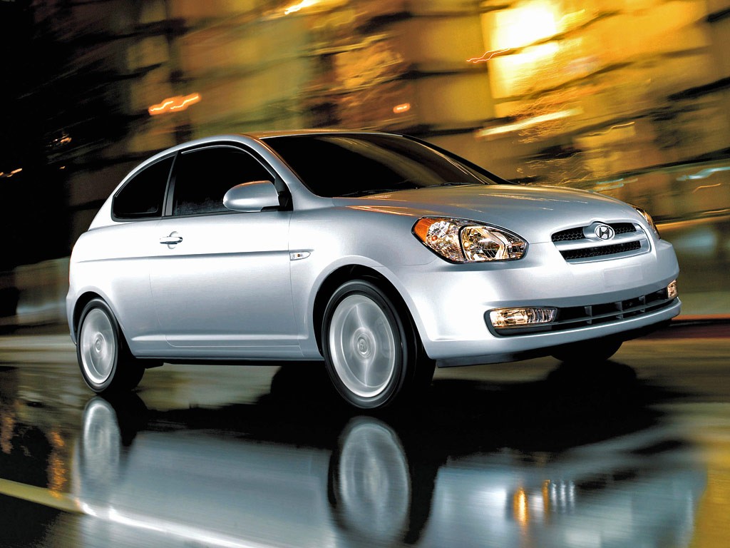Hyundai Accent 3 Doors photo 37