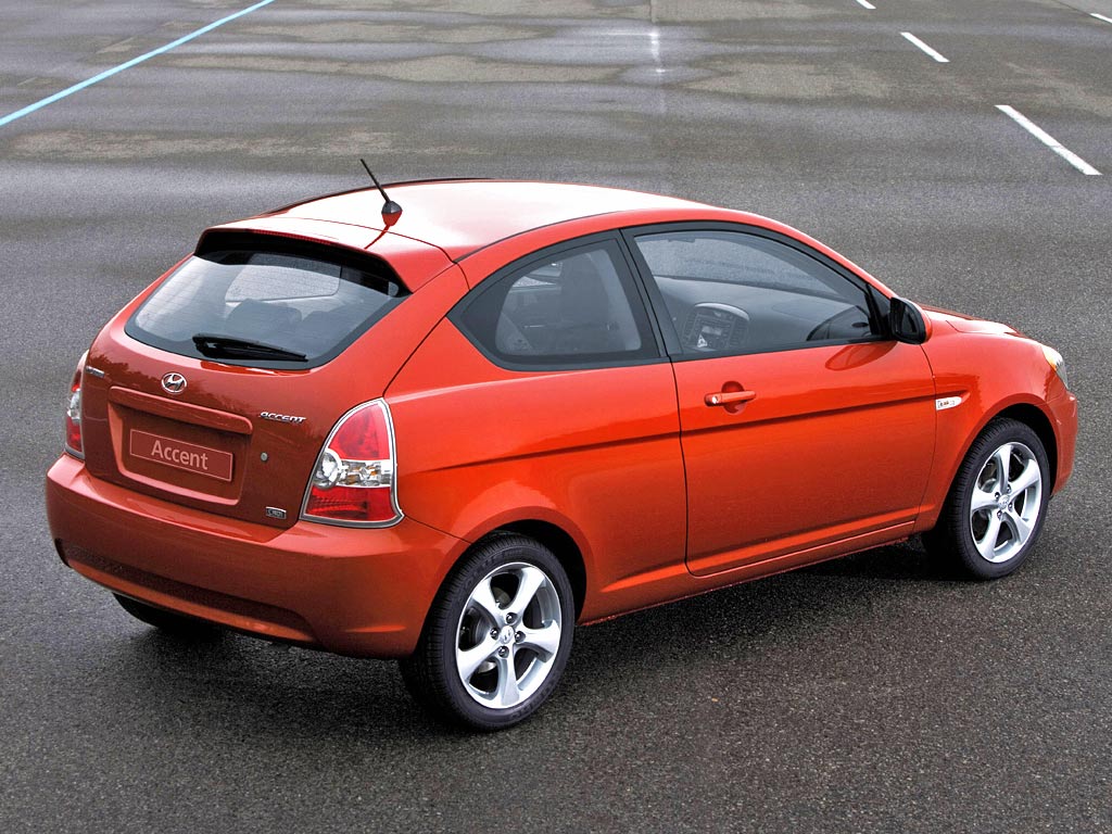 Hyundai Accent 3 Doors photo 39