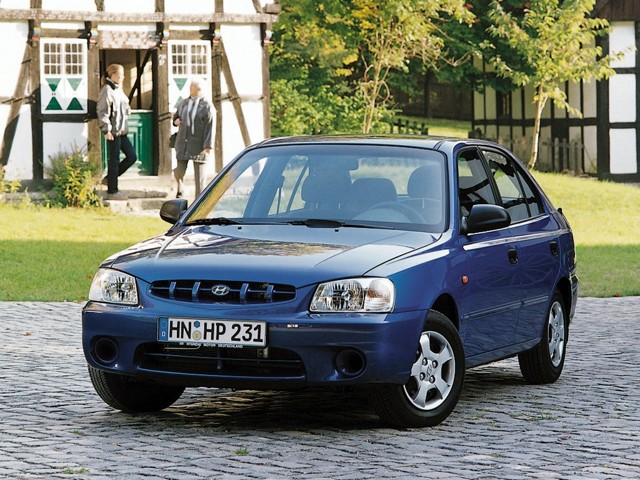 Hyundai Accent 5 Doors photo 10