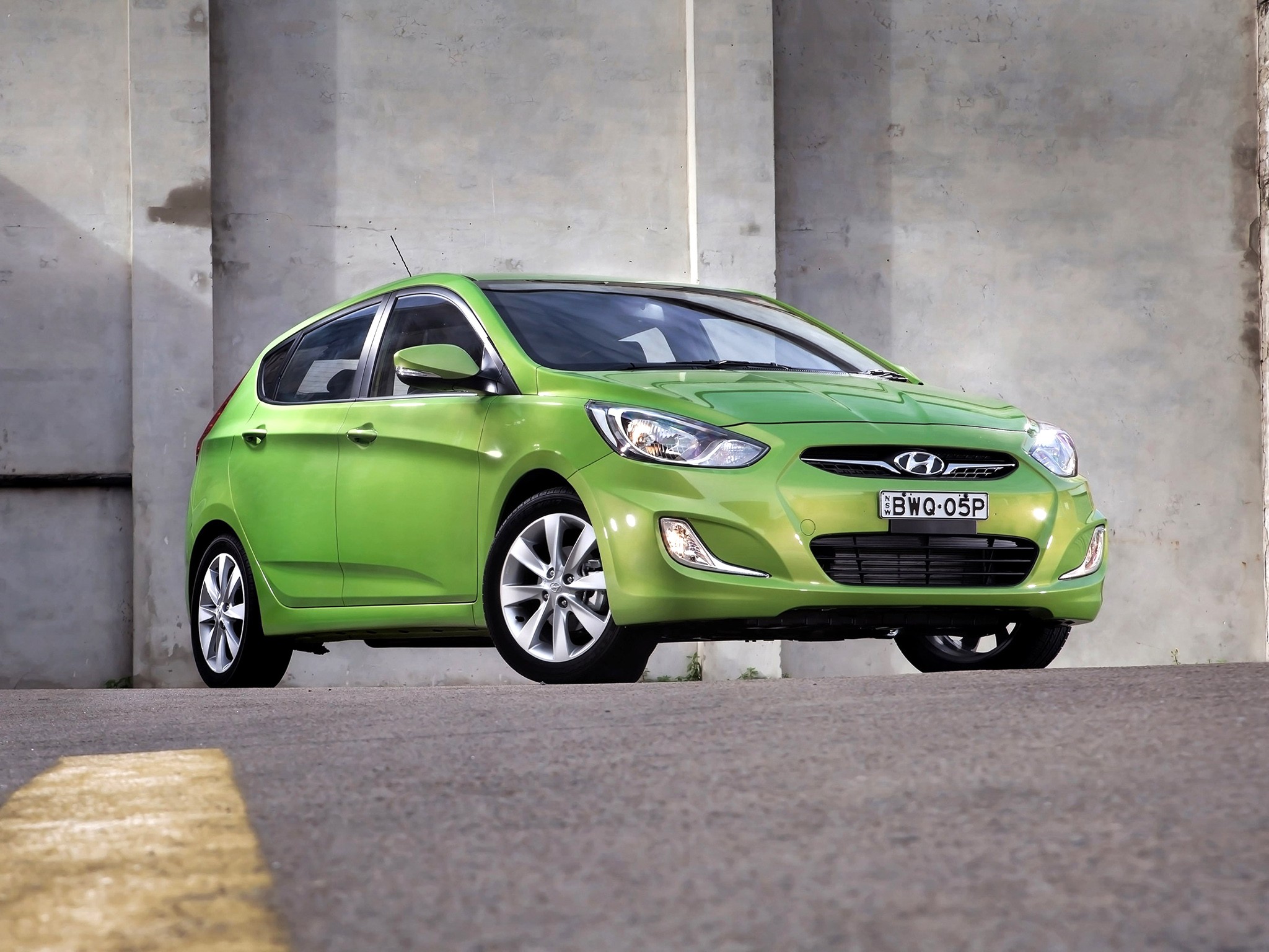 Hyundai Accent 5 Doors photo 13