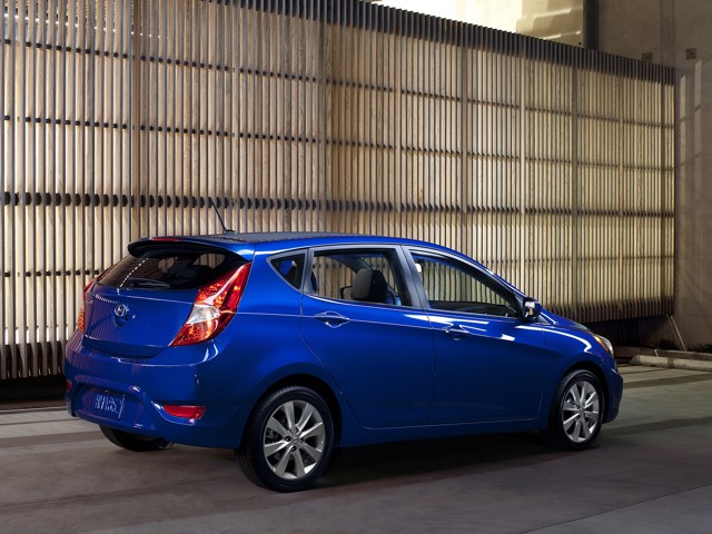 Hyundai Accent 5 Doors photo 28