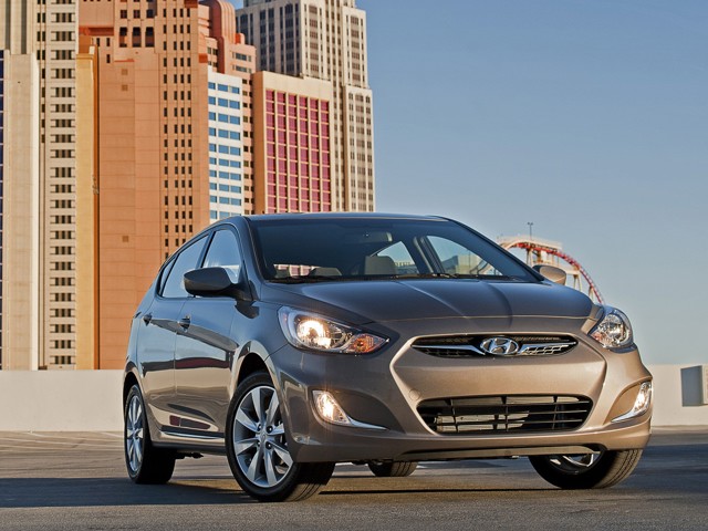Hyundai Accent 5 Doors photo 32