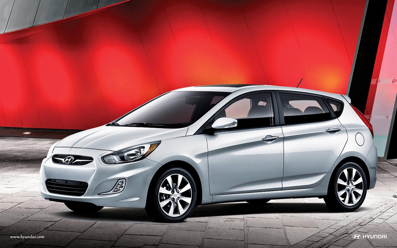 Hyundai Accent 5 Doors photo 5
