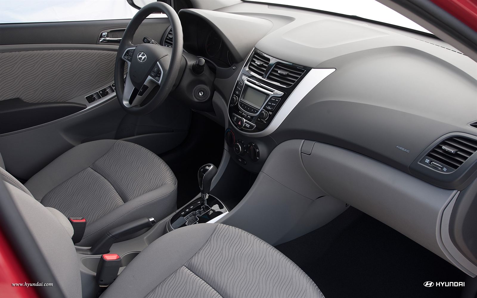 Hyundai Accent 5 Doors photo 51