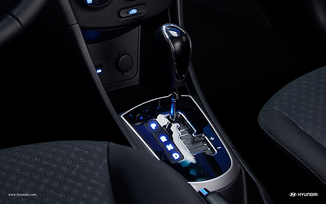 Hyundai Accent 5 Doors photo 52