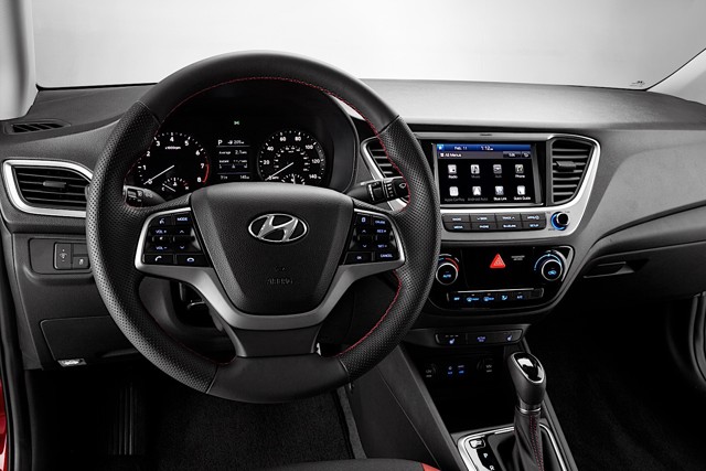 Hyundai Accent Sedan foto 50