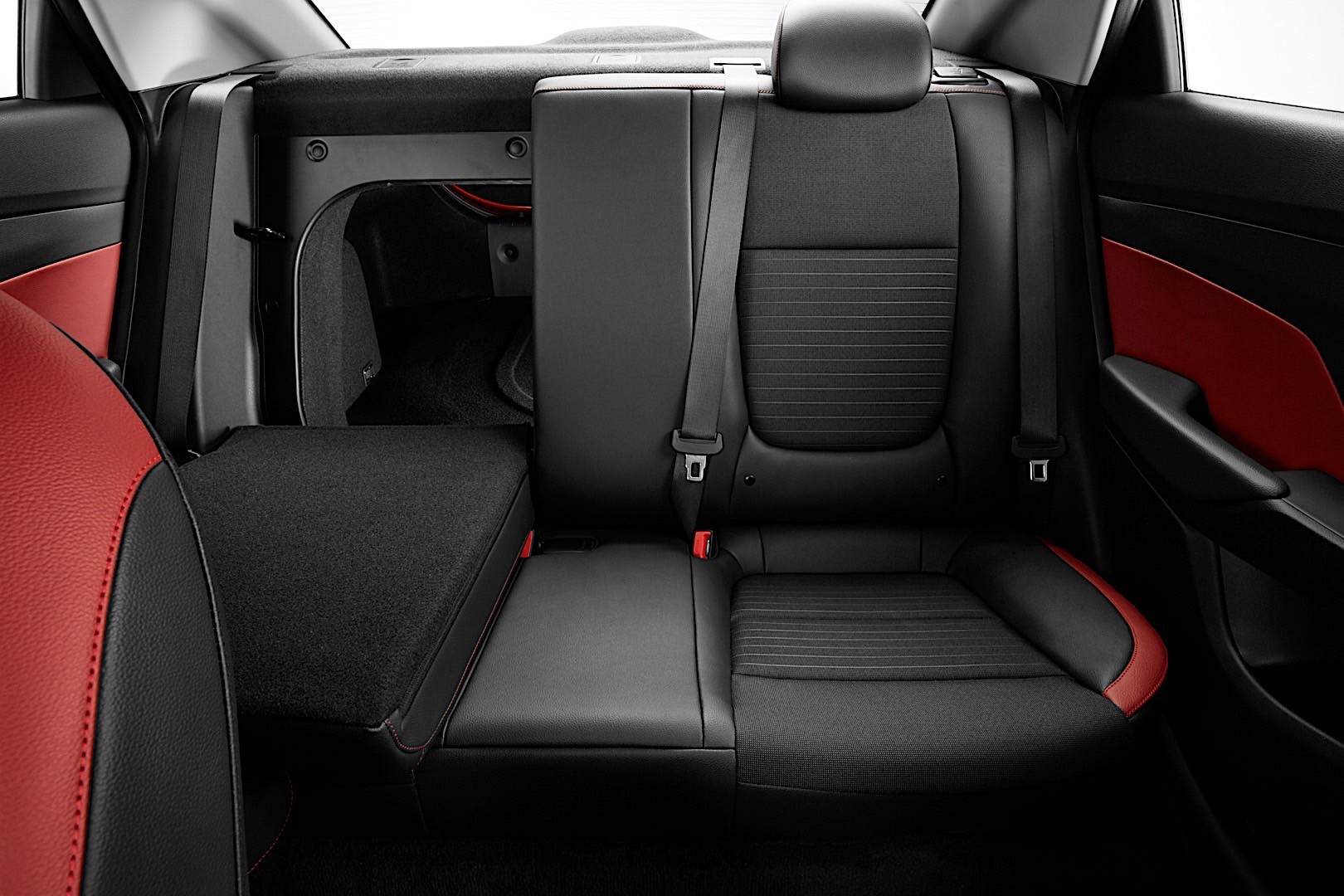 Hyundai Accent Sedan photo 51